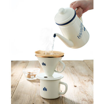 Enamel Coffee Dripper image number 1