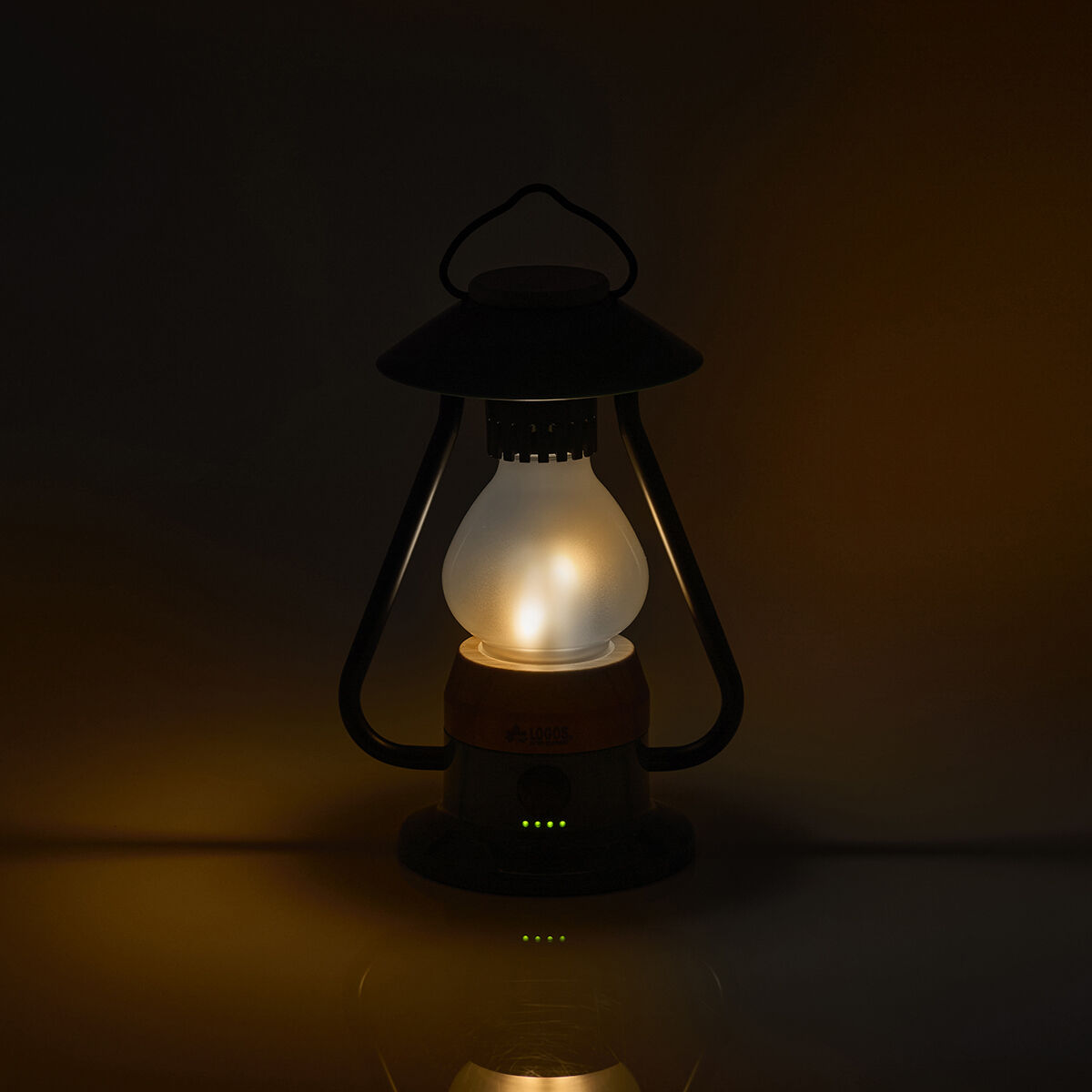 Bamboo Flickering Modern Lantern ロゴス Bamboo Flicker Modern Lantern - BE