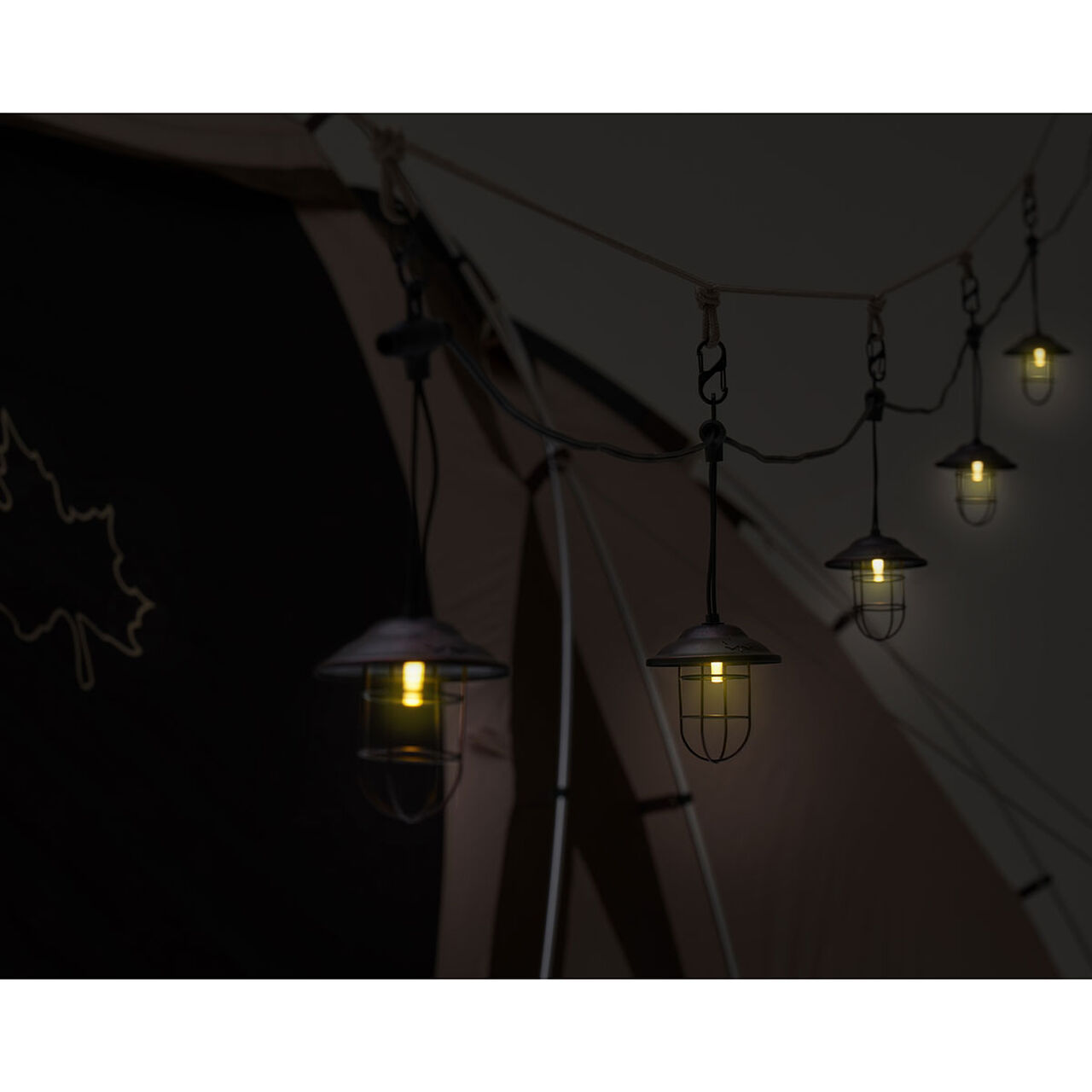Acorn Falling Lamp (5-strand type) image number 8